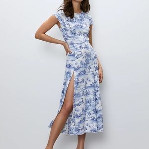 NWT Aritzia Babaton Hamptons Dress